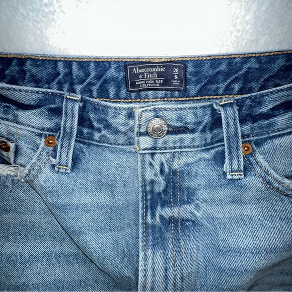 Abercrombie & Fitch Annie High Rise Girlfriend Jean 28 Distressed Loose Barrel - Picture 4 of 11